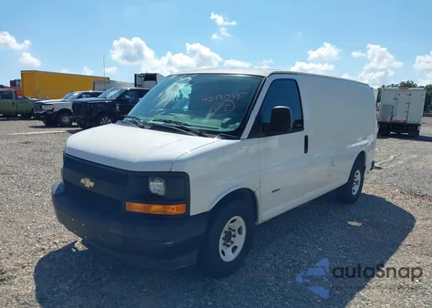 2017 Chevrolet Express 2500 Work Van из США, поврежденный, VIN 1GCWGAF17H1318313